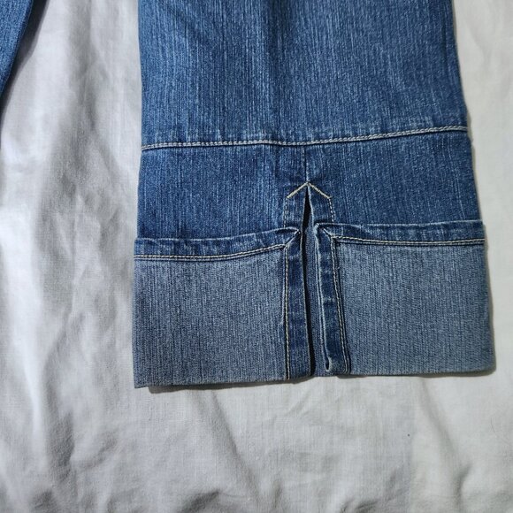 Faded Glory Capris Women's Size 12 Denim Jean Pants Cuffed Stretch Denim - Picture 9 of 9